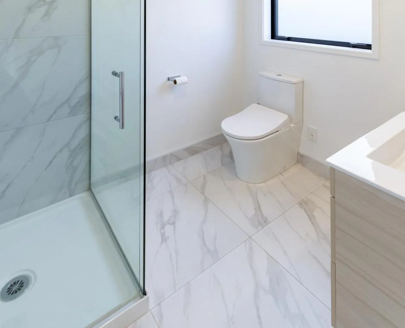 Serenity By The Sea: Coastal Escape1 Bed 1 Bath Christchurch