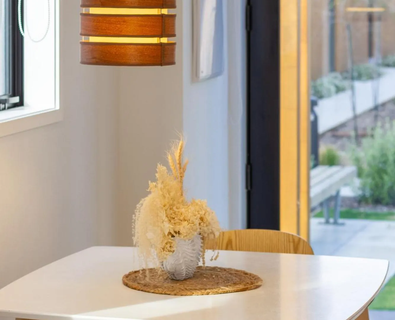 Apartment Serenity By The Sea: Coastal Escape1 Bed 1 Bath Christchurch